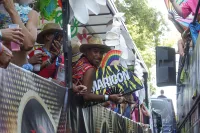 6889e2f353873_sara014