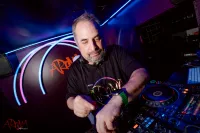 6889e3884e429_sara055