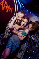 689b095287be7_sara125