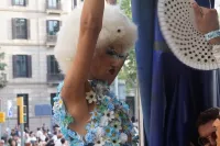 6889e2f353891_sara015