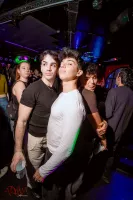 6981cd001e006_sara088