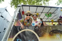 6889e2f354cd1_sara183