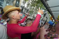 6889e2f354ba3_sara173