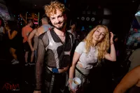 6889e3884e81c_sara064