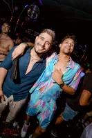 689b0952882aa_sara187