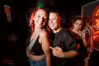 6889e38850216_sara128