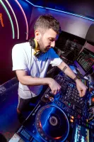 686e755dd2179_sara053