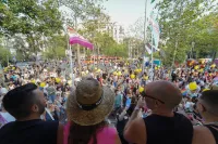 6889e2f354ad0_sara166