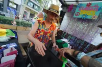 6889e2f354e9c_sara198