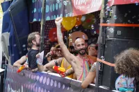 6889e2f35432b_sara101