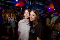 6889e38850615_sara141