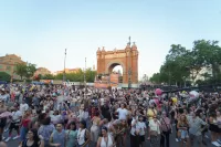 6889e2f354787_sara138