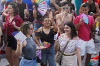 6889e2f353c2c_sara046