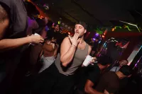 VIERNES 09-10-26