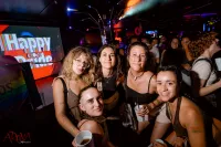 6889e3884edce_sara077