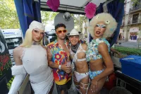 6889e2f3540d1_sara081