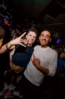 6981cd001d75c_sara046