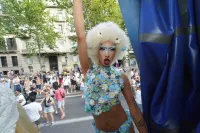 6889e2f354cb3_sara182