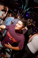 689b095287383_sara049