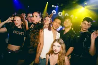 ARENA DOMINGO 07-06-26