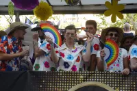 6889e2f3549dd_sara158