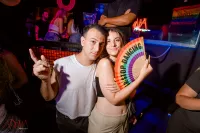 6889e3884d319_sara016