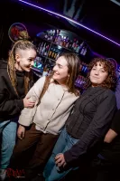 6981cd001d18a_sara020