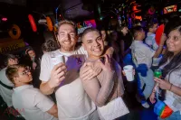 6889e3884de76_sara042