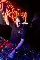 689b095287993_sara105