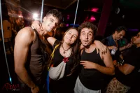 6889e388508e2_sara150