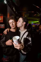 6981cd001d824_sara050