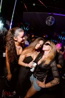 689b0952870e8_sara025