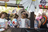 6889e2f353f4b_sara068