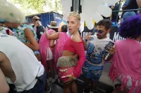 6889e2f35461f_sara126