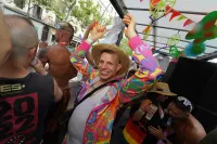 6889e2f3544ce_sara115