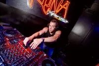 686e755dd1fd9_sara038