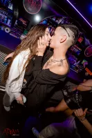 6981cd001d981_sara057