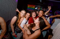 6889e3884d931_sara030