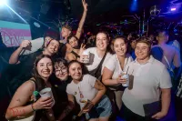 6889e3884f4e3_sara093