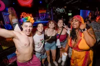 6889e3884d852_sara028